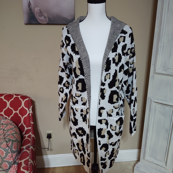 Leopard print hooded cardigan - Picture 2 of 6